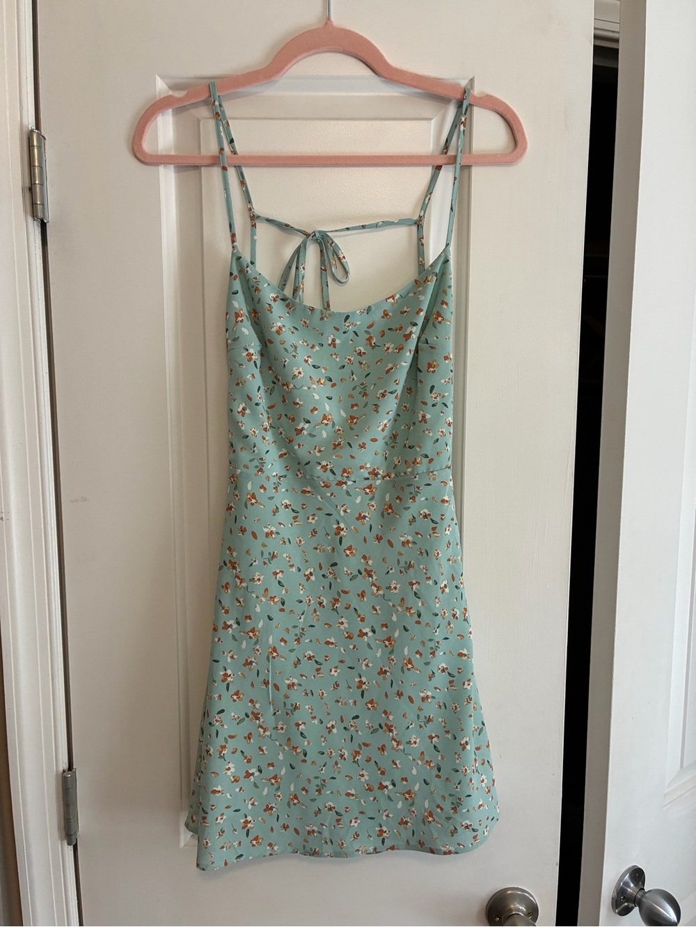Floral Tie-Back Mini Dress in Mint